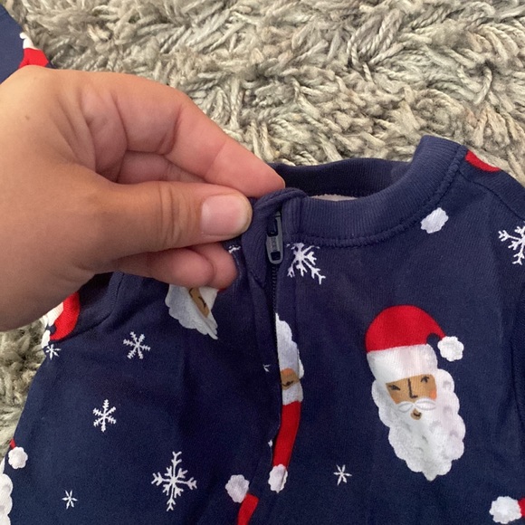 Christmas footie pjs - Picture 3 of 6